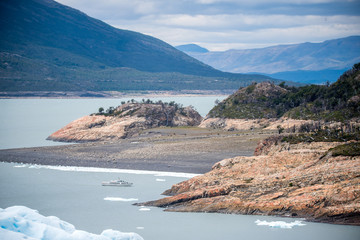 象征感恩的颜色是什么？