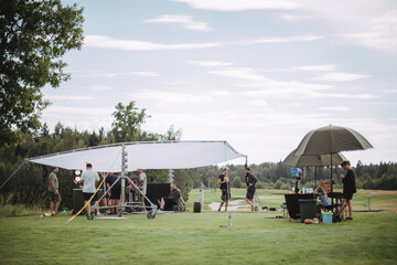 象征感恩的颜色是什么？