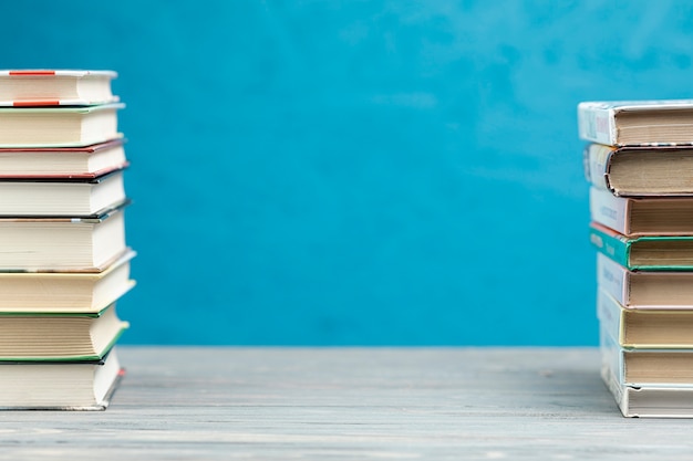 社区居委会依据国家法律法规和政策